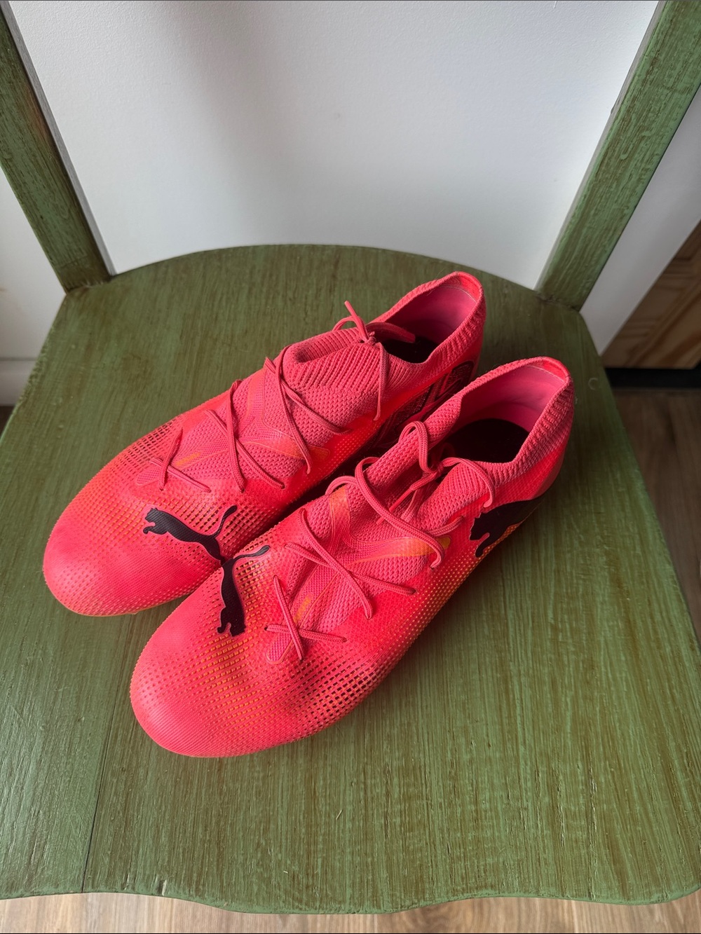 Puma Bright Orange/Pink Low-Profile Soccer Cleats
